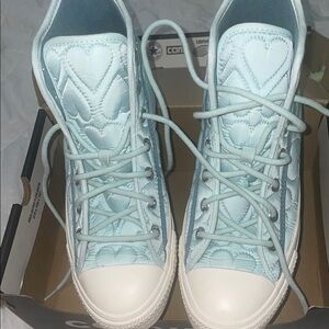 Converse Women's Light Blue Heart Pattern Sneakers